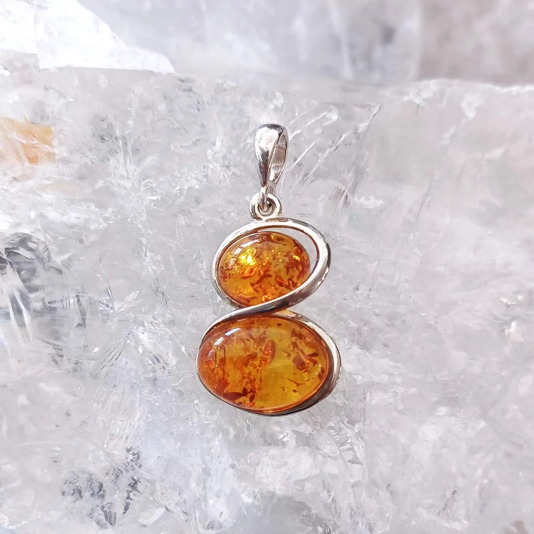 Amber Pendant Orange 8 Shape – 925 Sterling Silver