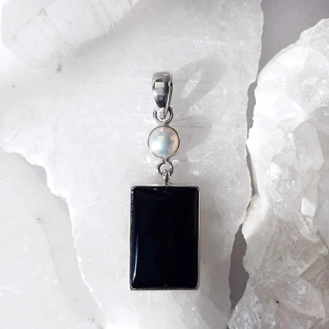 Black onyx rectangular pendant with round pearl set in 925 sterling silver